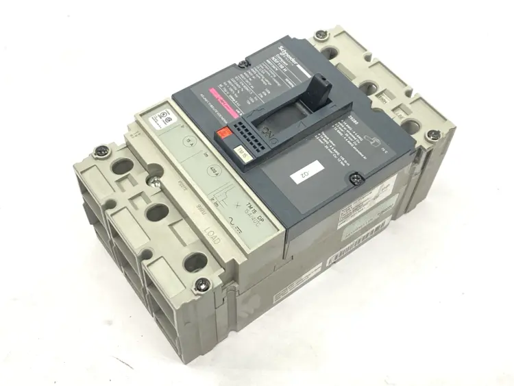 Used Schneider Electric Circuit Breaker 3-Pole 15A 600V 37251 Circuit Breakers Michigan US | Maverick Industrial Sales #1398715