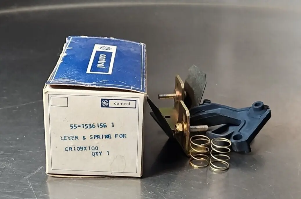 General Electric 55-153615G1 Lever And Spring For CR109X100. Loc4E13