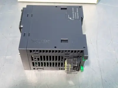 USED SCHNEIDER ELECTRIC TM251MESC