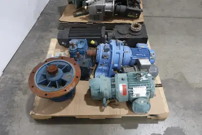2 PALLETS OF ASSORTED GEAR REDUCERS