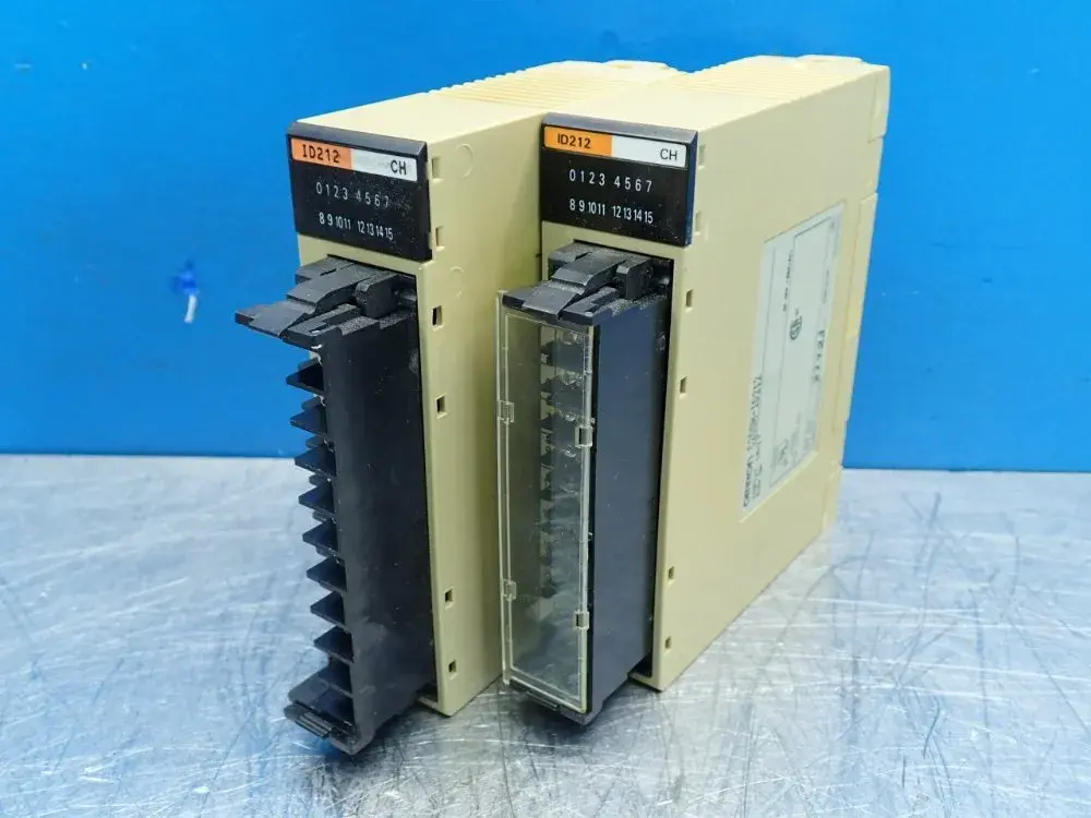 USED OMRON C200HID212