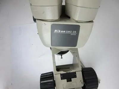 Nikon Microscope with fibre light