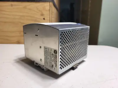 USED ALLEN-BRADLEY 1606-XLDNET8