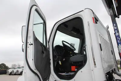 Used 2017 FREIGHTLINER 114SD Hooklifts & Roll-Offs Texas US | Roll Off Truck World #1491802