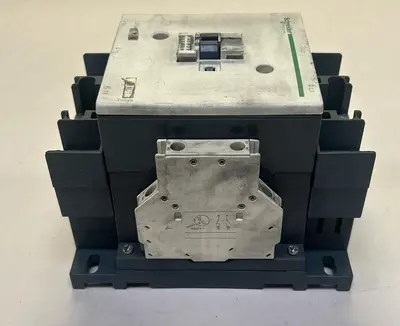 Used SCHNEIDER ELECTRIC LC1D1156 Miscellaneous Equipment (Electrical & Power) | Surplus Asset Holdings #1198144