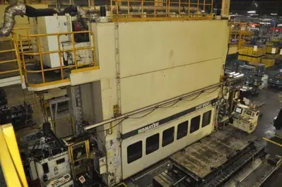 USED KOMATSU H4F-600