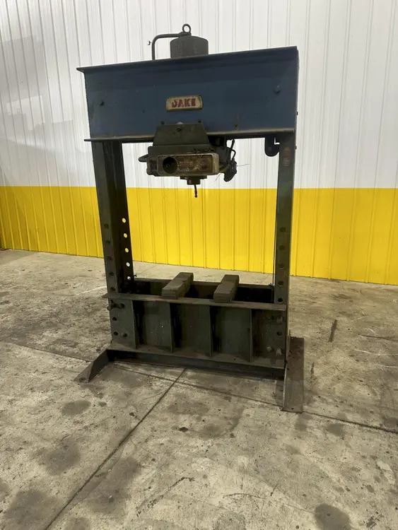 Used DAKE 6-650 H-Frame Presses Ohio US | Yoder Brothers machinery 4 #88750