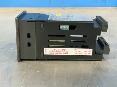Used RED LION CONTROLS MDC00100 Motor Controllers Ohio US | HGR 24 #1326045