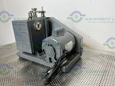 USED WELCH 1402 DUOSEAL BELT-DRIVEN ROTARY VANE VACUUM PUMP 115/230V