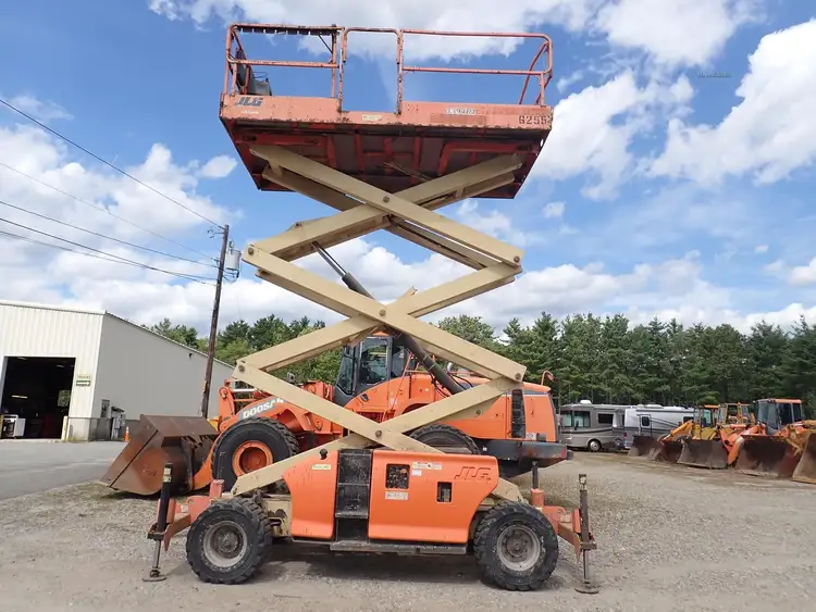 Used 2004 JLG 3394RT Manlifts Massachusetts US | Brookside Equipment Sales #1421932