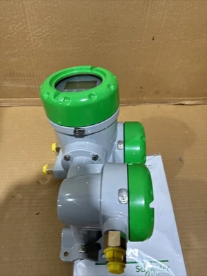 NEW Schneider IMT33A