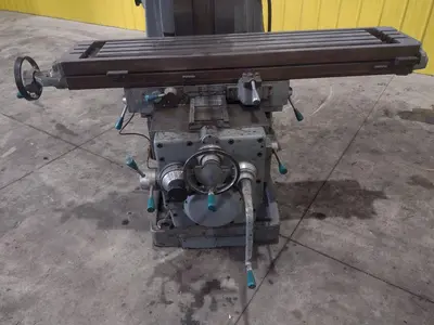 #205 K&T MILWAUKEE KEARNEY AND TRECKER MODEL #205 S-12 HORIZONTAL MILL WITH TOOLMAKERS VERTICAL HEAD: STOCK #22495