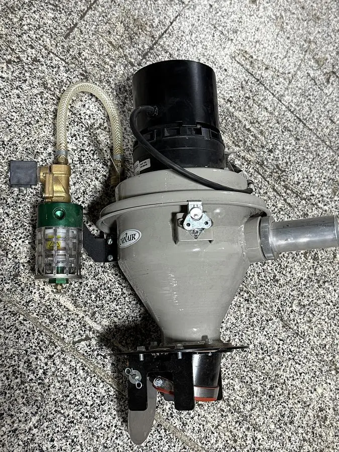 USED CONAIR DB8QS