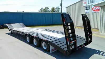 New | in-Stock 2027 PITTS LB51-33CS Lowboy Trailers Tennessee US | LMI Tennessee LLC #1505090