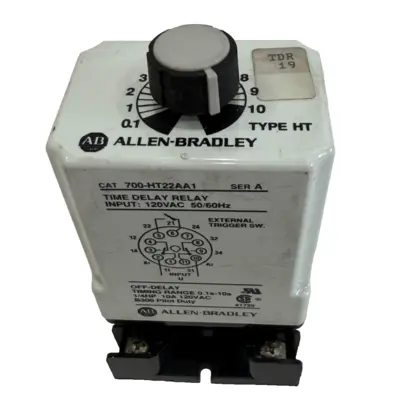 USED ALLEN BRADLEY 700-HT22AA1 TIMING RELAY 700HT22AA1