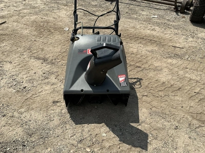 Used CRAFTSMAN 536.885211 Snow Blowers Michigan US | Miedema Asset Management Group #1337260