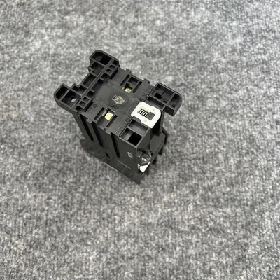 Used Allen-Bradley 100-A24NZ*3 PLC Contactors California US | Davliegogo LLC #1708157