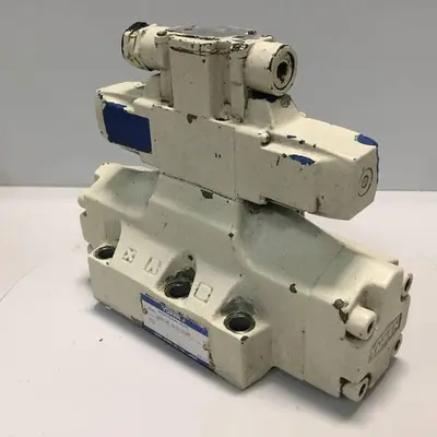 USED YUKEN DHG-06-3C31-5037