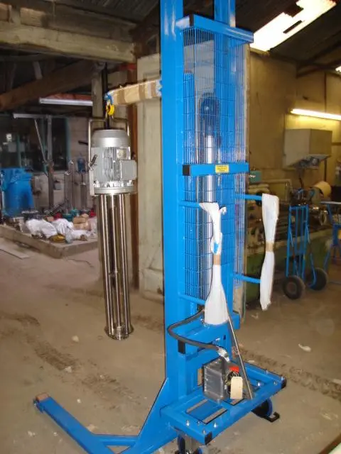 Mobile 450 Kilo Stirrer Crane