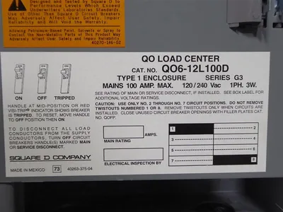 Square D Q06-12L100DS Load Center 100 Amps 120/240VAC 1 phase with breakers Used