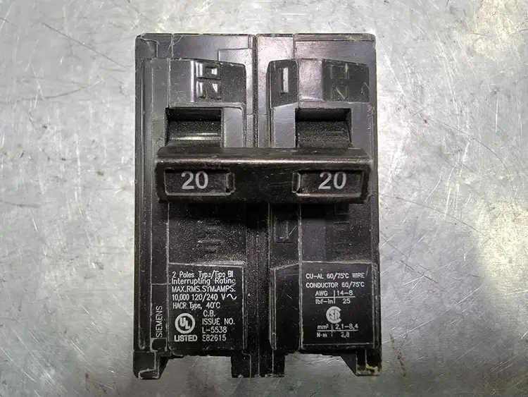 Used SIEMENS B220 Switchgears British Columbia CA | Lenmark #243664