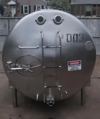 SPC9216  Tank 1,000 gallon horizontal tank, Stainless Steel
