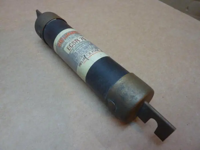 Used RELIANCE ELECTRIC ECSR-70A Fuses Michigan US | Ideal Machinery #708322