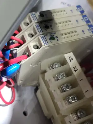 USED SQUARE D MODEL 6