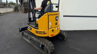USED 2021 Deere 26G