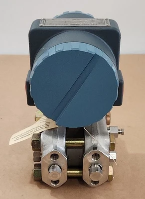 NEW Foxboro N-823DP-H3S1SH2