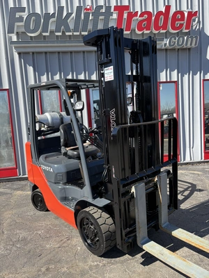USED 2015 TOYOTA 8FGCU30