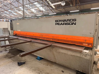 Used _UNKNOWN_ _UNKNOWN_ Sheet Metal Shears GB | Zebra Worldwide Machinery #1359520