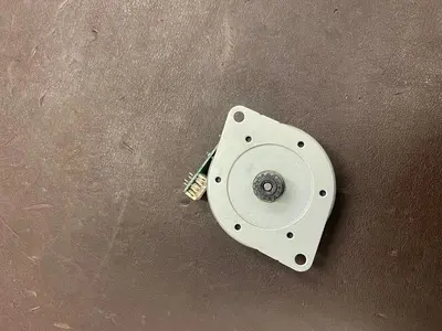 OKI STEPPING MOTOR KCL42SCK500C  DC24V 25 7.5 DEG/STEP