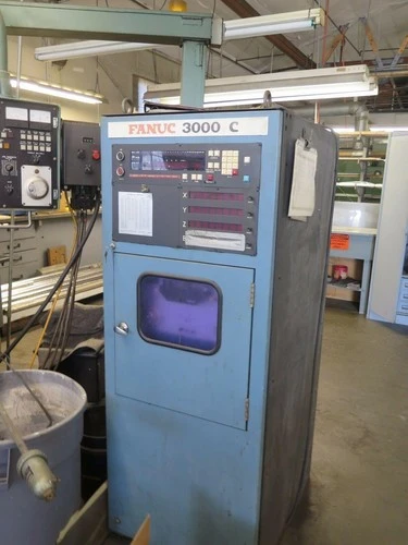 Used fanuc 300 c Drilling & Tapping Centers | Amiron Machinery #740936