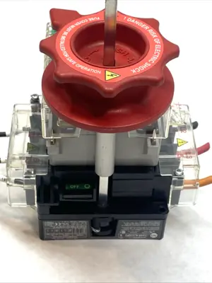 USED ALLEN-BRADLEY 3‑POLE FUSED ROTARY DISCONNECT SWITCH 600V SER B