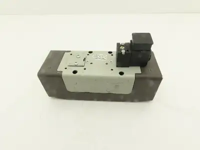 Aventics R432006321 Pneumatic Solenoid Directional Valve 150psi 120VAC Coil