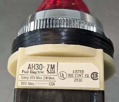 FUJI ELECTRIC AH30-ZMRL3 Command Switch. Loc4B-23