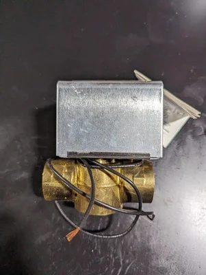 Johnson Controls JT2427H13A020 Actuated Valve Assembly JT2427