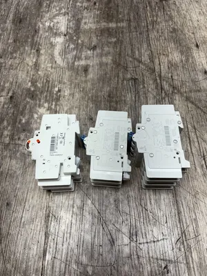 ALLEN BRADLEY M2D050 D M3C020 D AMRA3 D Electrical/PLC/Automation | ESS Industrial Equipment Sales (7)