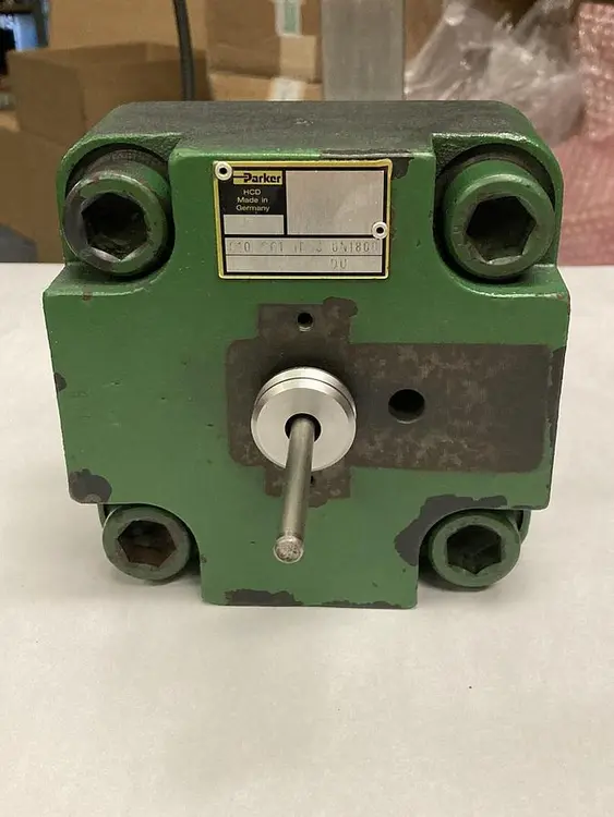 Used PARKER C10DCC101E50/0N1800 Parts (Hydraulics and Pneumatics) Ohio US | Surplus Asset Holdings #1247385