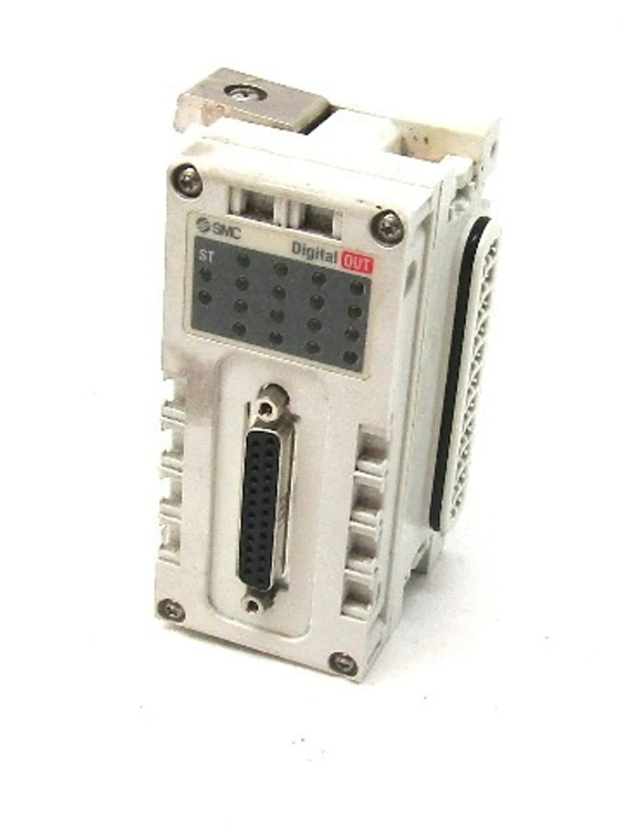 Used SMC EX600-DYPE1 Programmable Logic Controllers | Industrial Parts R Us Inc. #359224