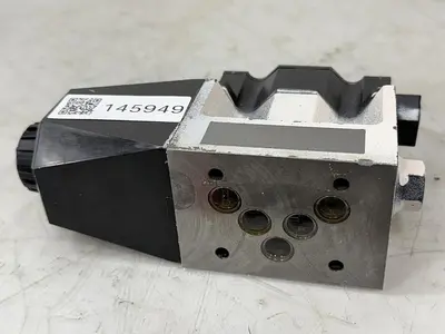USED TOKIMEC DG4VS-5-0A-M-P7L-H-7-40-JA5