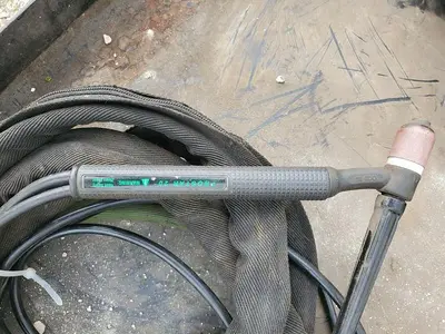 USED PRAXAIR PROSTAR 20