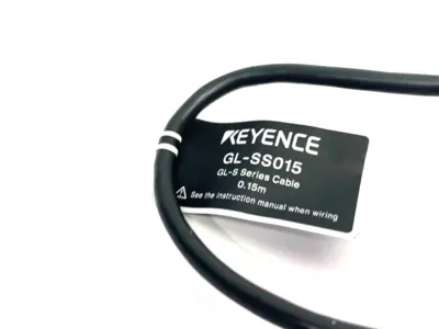USED KEYENCE CONNECTION CABLE 0.15M LENGTH