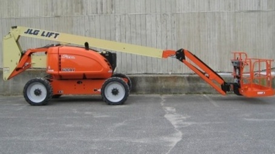 USED 2023 JLG 600 AJ