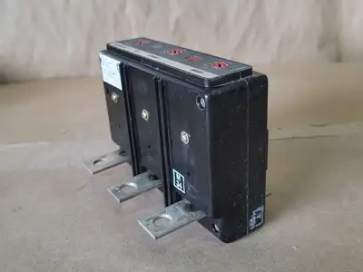 Used CUTLER-HAMMER KT3300T Switchgears British Columbia CA | Lenmark #239044
