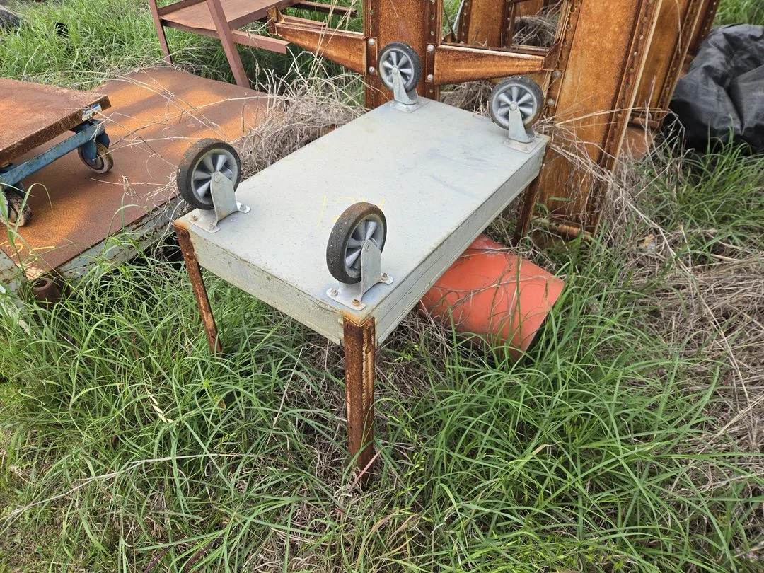 (1) Scrap Cart