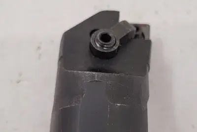 USED KENNAMETAL A24MCLNL5