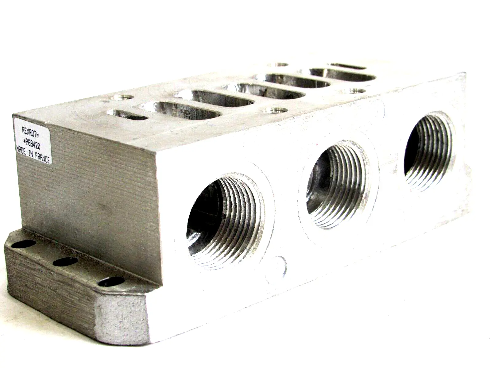 NEW REXROTH P68420 VALVE SUBBASE