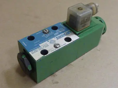 USED VICKERS DG4V32AMUHL760